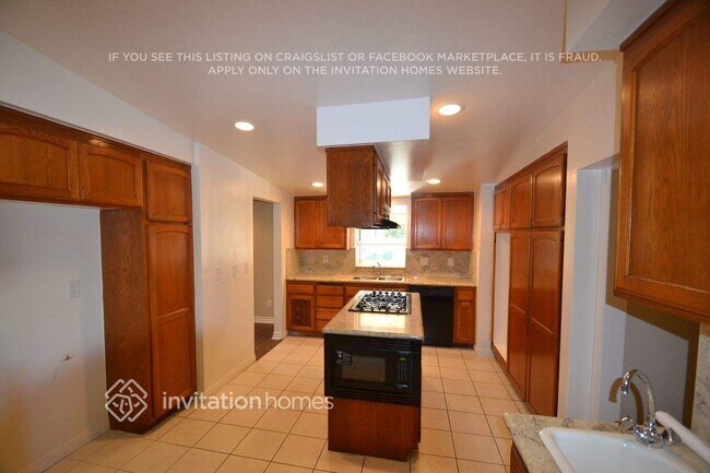 Photo - 7741 Zelzah Ave