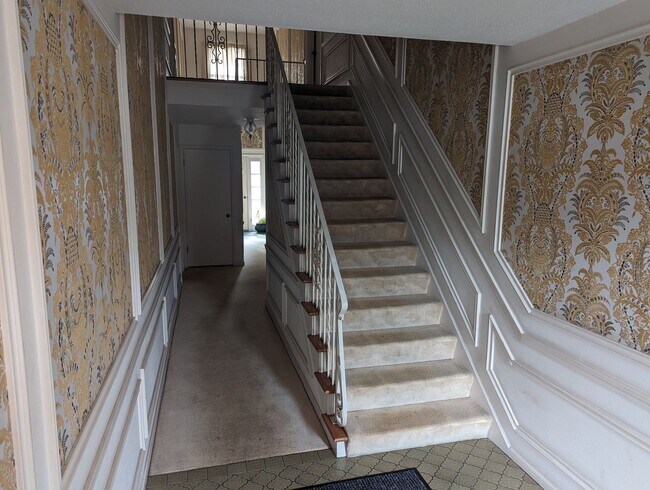 Photo - 5526 Heatherdowns Blvd Unit - 8