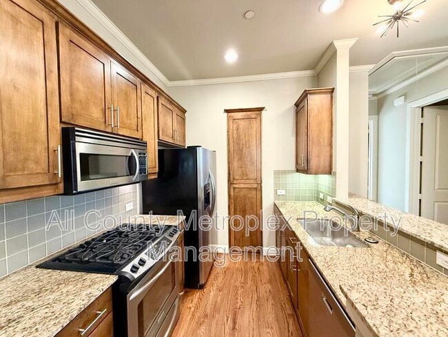 Photo - 7333 Valley View Ln