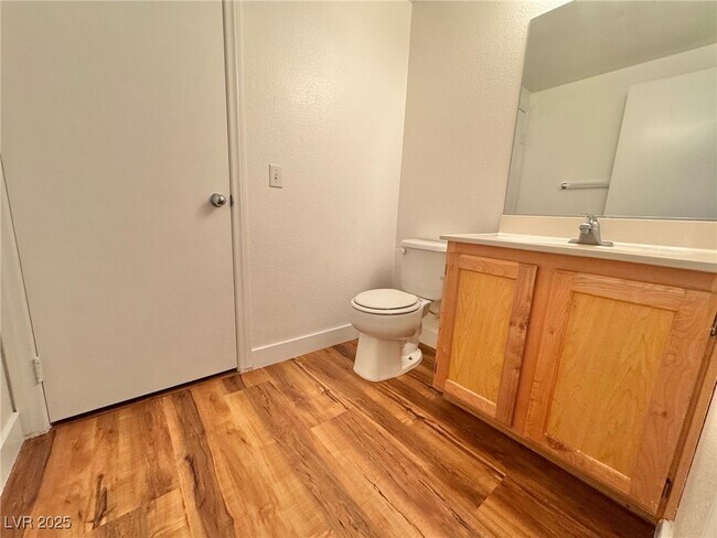 Photo - 9916 La Paca Ave