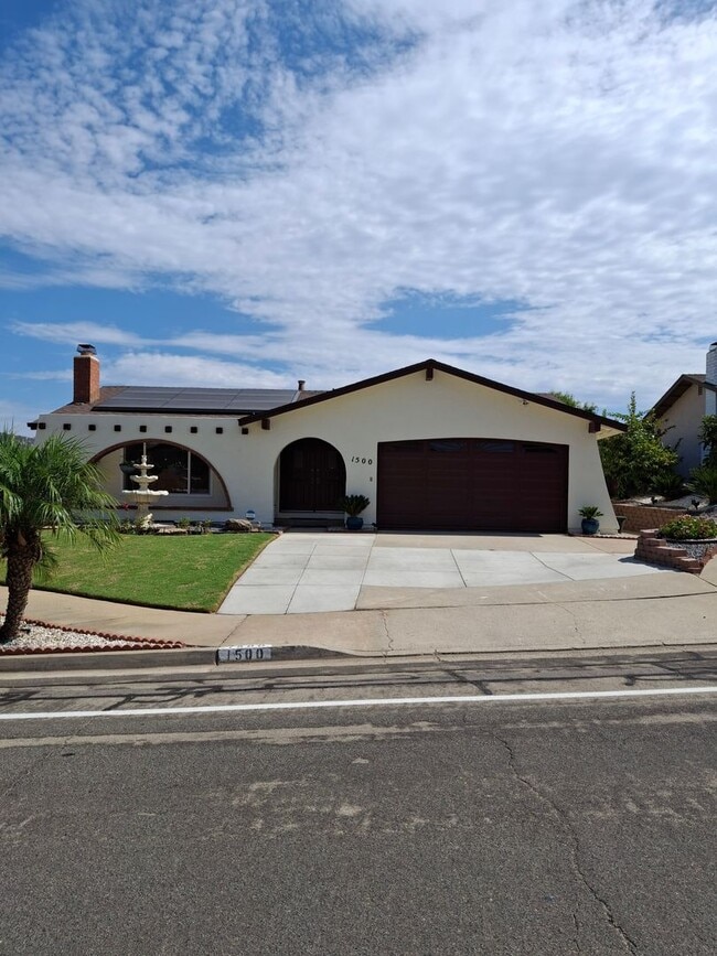 Photo - 1500 Knob Hill Rd