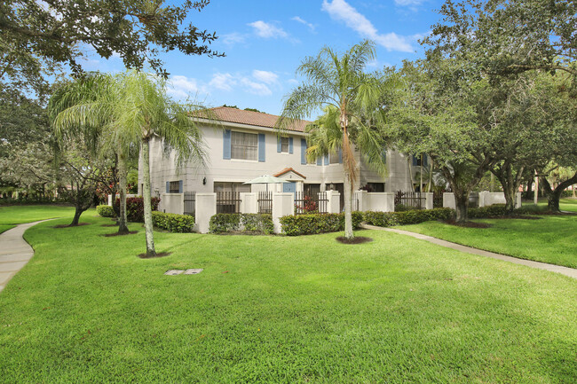 Photo - 377 Prestwick Ln Townhome