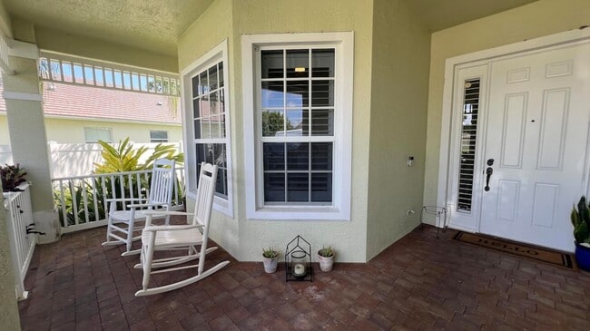 Photo - 104 NW Pleasant Grove Way