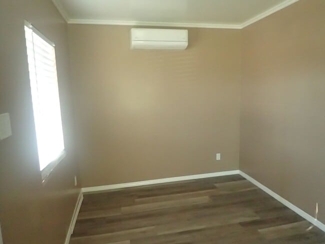 Photo - Newly renovated beautiful 1bd/1ba house/commercial space