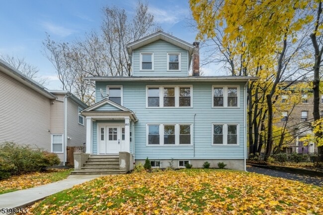 Photo - 160 Academy St