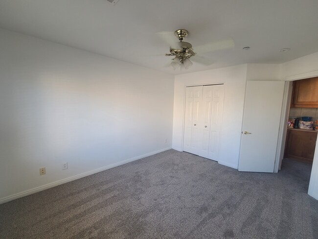 Photo - 4817 Straight Flush Dr