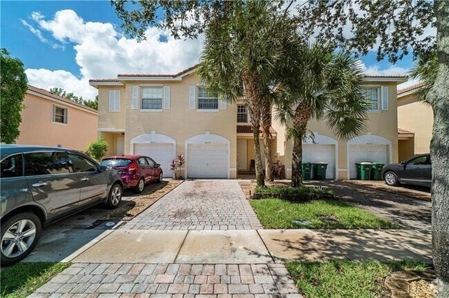Building Photo - 6373 Landings Way Rental