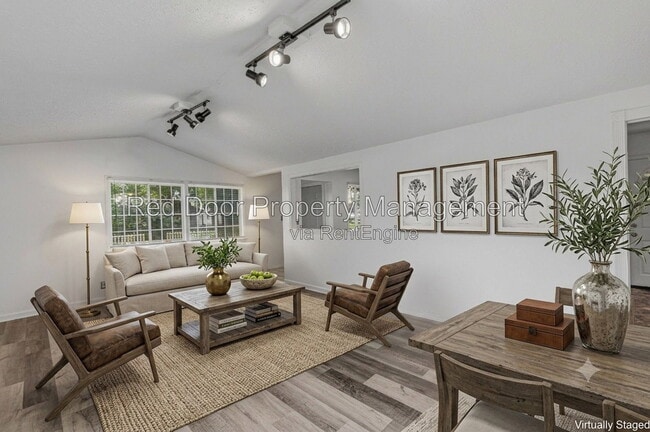 Building Photo - 5422 Greenfield Ave