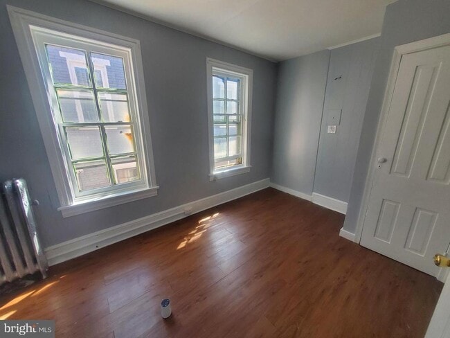 Photo - 608 N 10th St