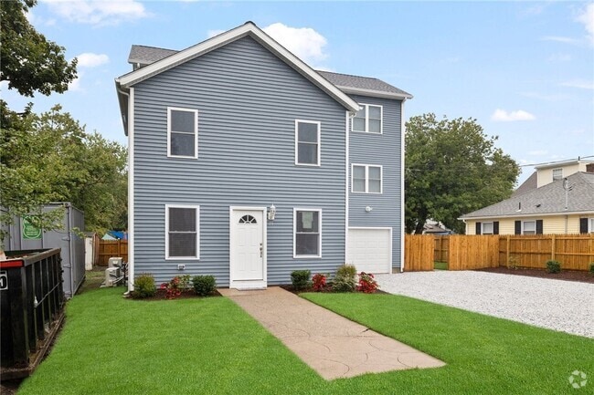Building Photo - 21 Ashbrook Rd Rental
