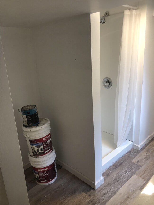 Photo - 2346 Ravine St