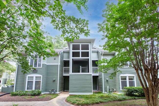 Building Photo - 1200 Westview Ln Unit Fletcher Park
