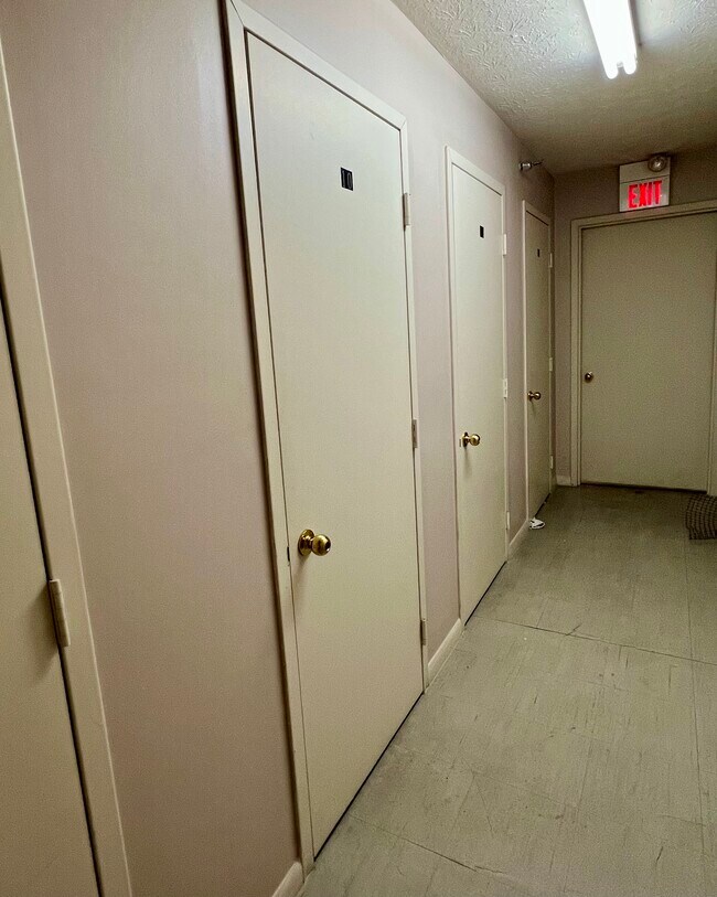 Photo - 8859 Eagleview Dr Unit 10