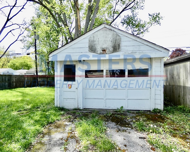 Photo - Spacious 4-Bedroom Home with 2 Full Baths & Detached Garage