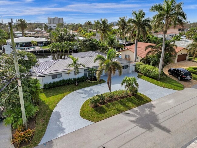 Photo - 2560 SE 9th St