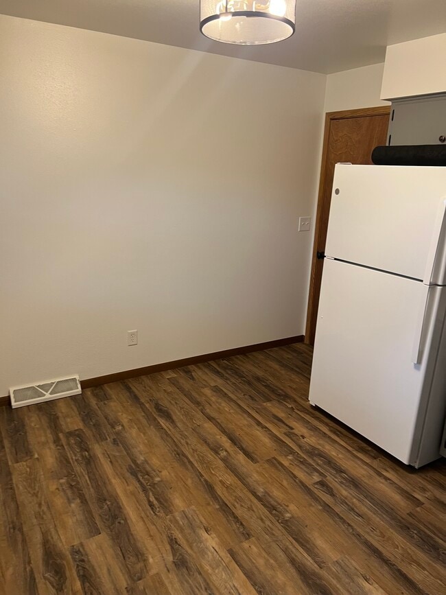 Photo - 1306 E Sylvan Ave