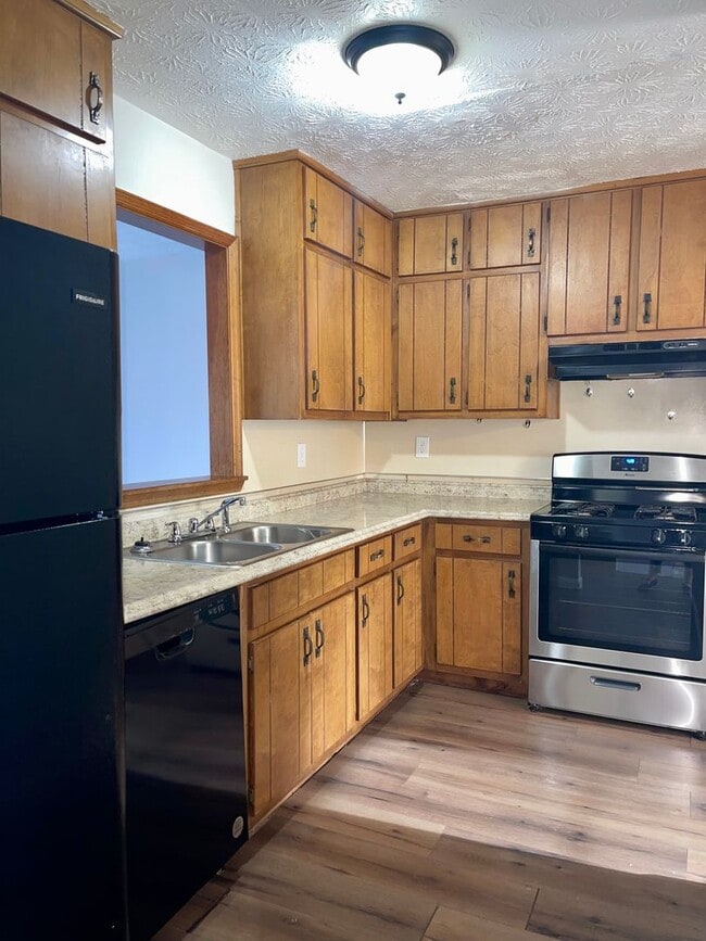 Photo - 5882 Sheldon Ct Unit A