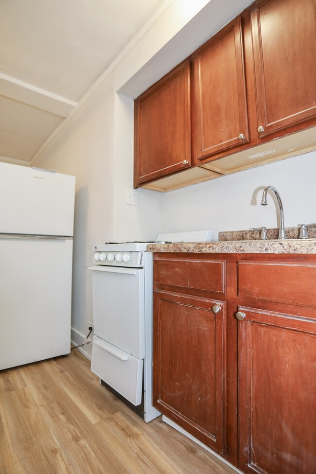 Photo - 5210 S Woodlawn Ave