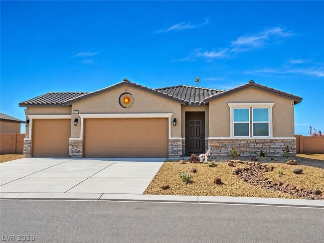 Building Photo - 3575 E Wallowa Dr