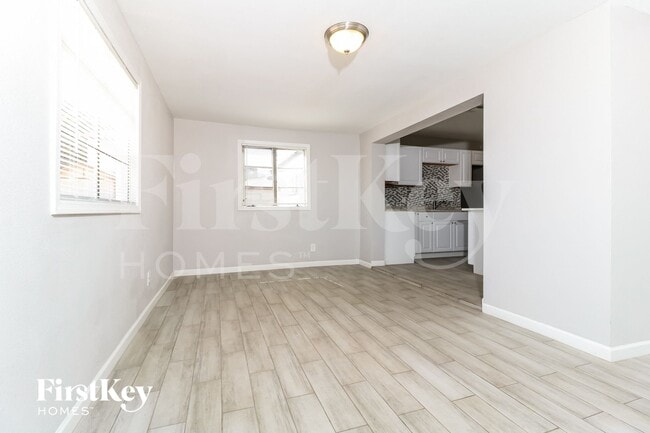 Photo - 2735 W Royal Palm Rd