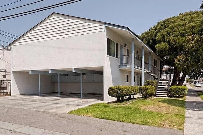 200 Chester Way