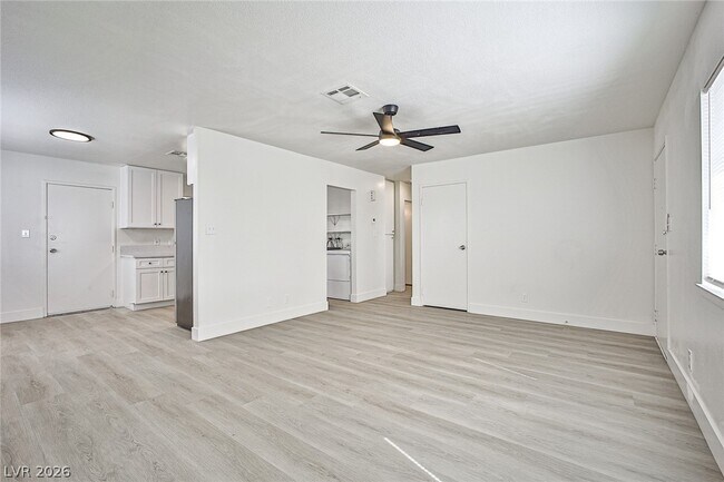 Photo - 3481 S Myrtle Ave