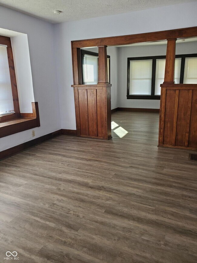 Photo - 4507 Bluff Rd