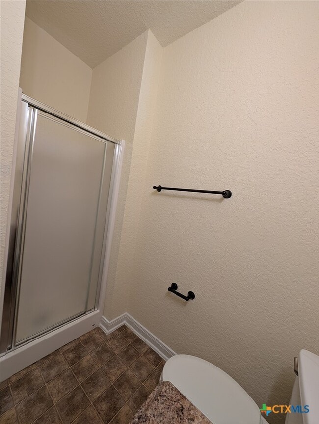 Building Photo - 1270 Hillcrest Dr