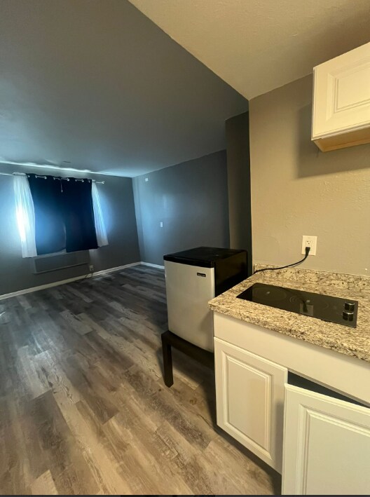 Photo - 111 S Summit St Unidad 202