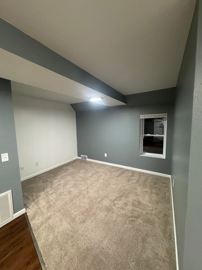 Photo - 11 Commercial St Unit Apartment 2