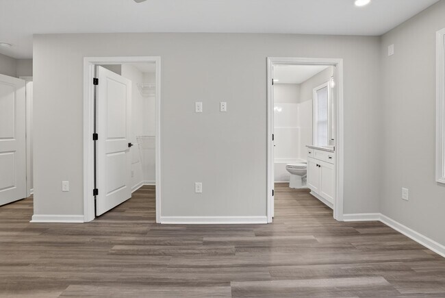 Photo - 7055 Hanesbrook Cir Unit 301