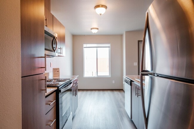 4 Corners Apartments