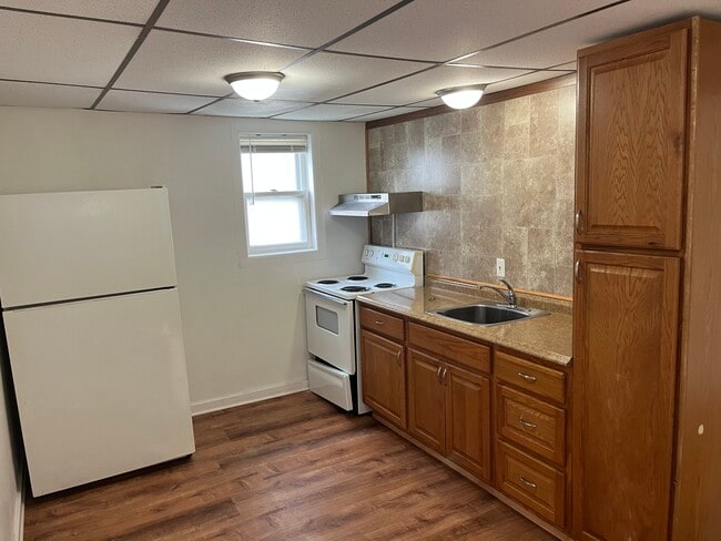 Photo - 123 Oak St Unit 1