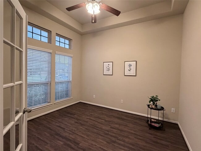 Photo - 5502 Claymore Meadow Ln