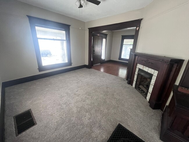 Photo - 204 S Osage St