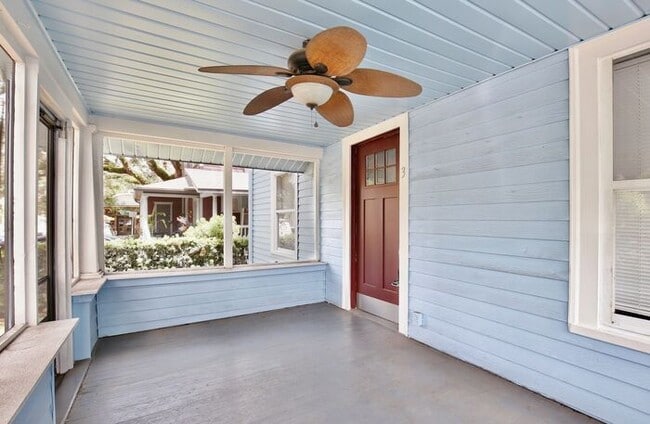 Photo - Beautiful 1/1 Spacious Apartment in the He...