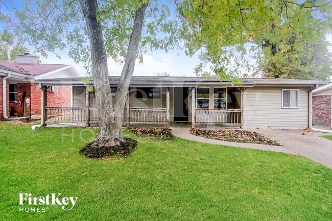 Building Photo - 1860 Alton St