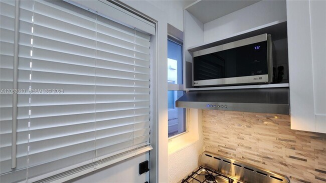 300 74th St Unit 14