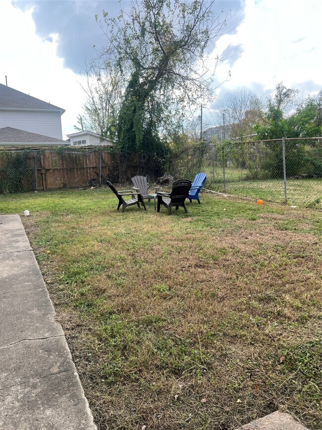 Photo - 3126 Webster St Unit 2