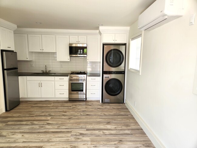 Photo - 6235 Aura Ave Unit 6237