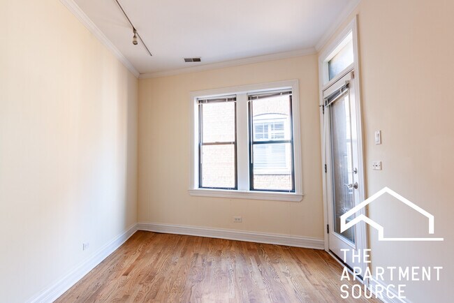 Photo - 626 W Roscoe St Unit 3B