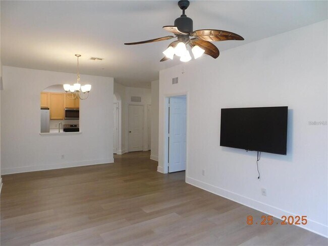 Photo - 6100 Stevenson Dr Unit 105