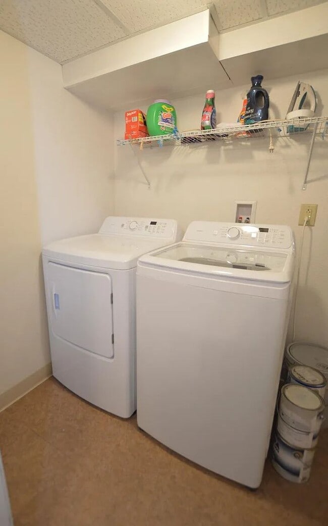 Photo - Beautiful 4 bedroom home