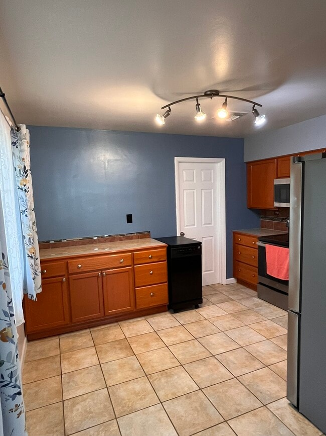 Photo - 124 NW 6th Ave