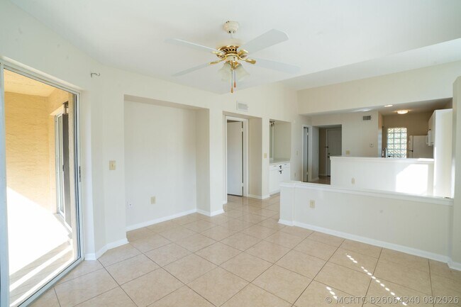 4791 Via Palm Lakes Unidad 1709
