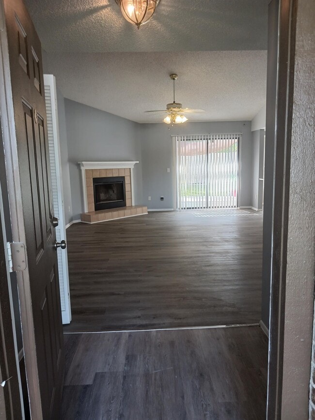 Photo - 7706 Covedale Dr