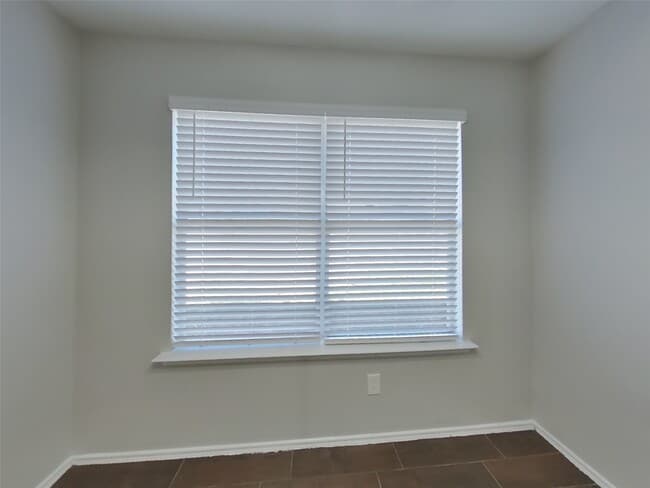 Photo - 7214 Winter Song Dr