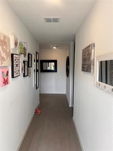 Photo - 14143 Hammersmith St