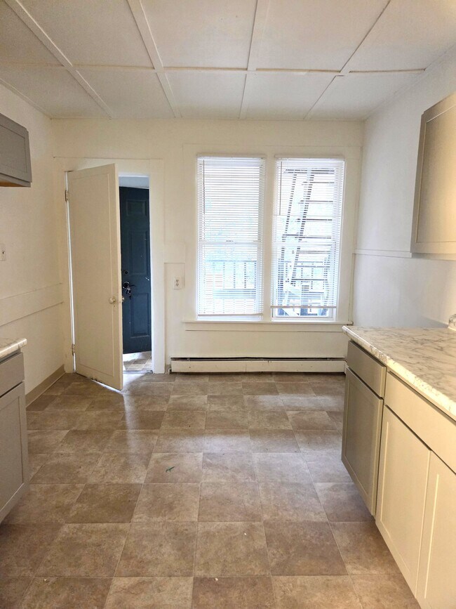 Photo - 35 Belknap St Unit 3