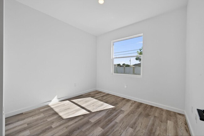 Photo - 1309 NW 4th St